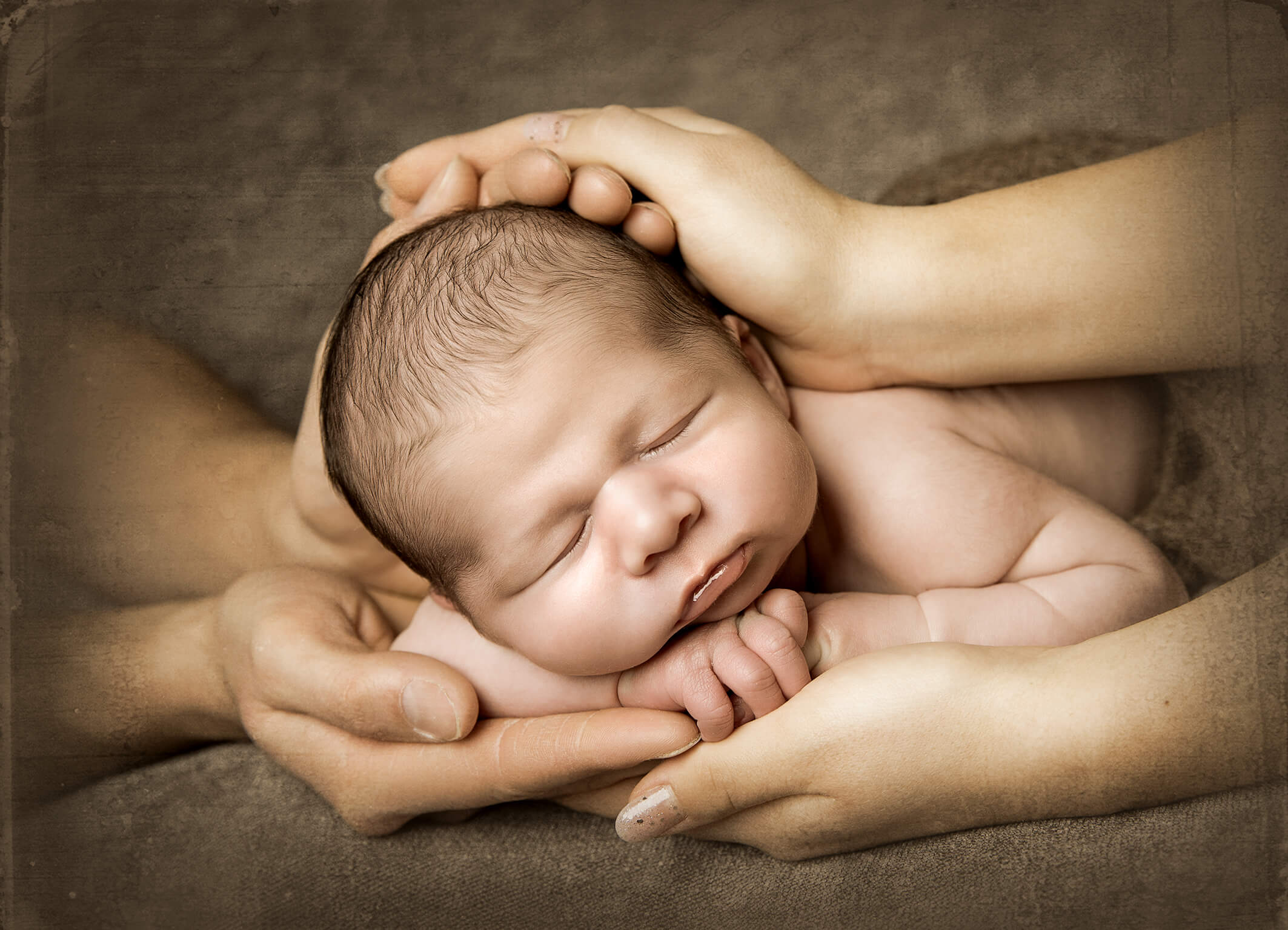 Newbornphotography Hände und Baby
