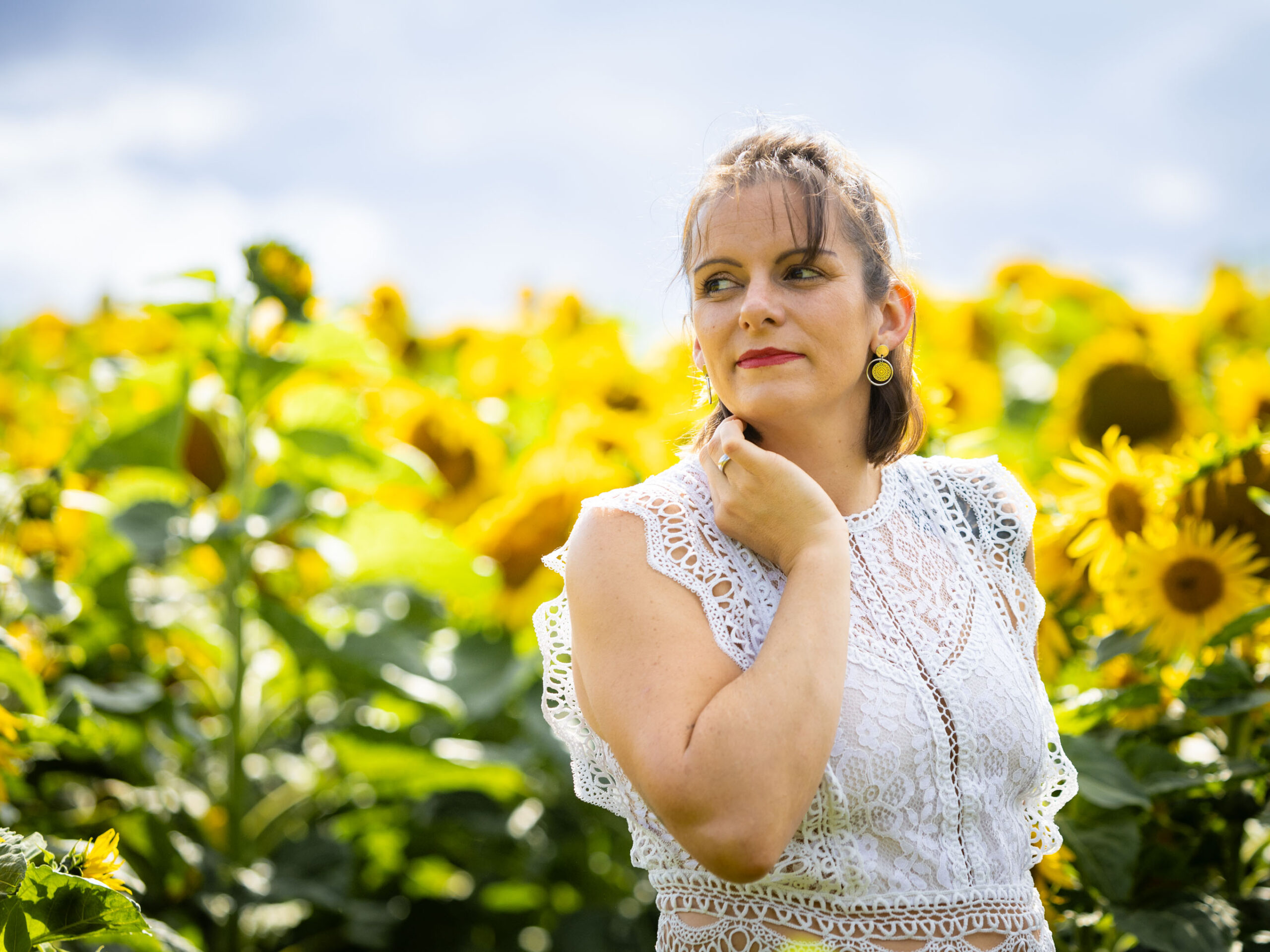 Fotoshooting im sonnenblumenfeld